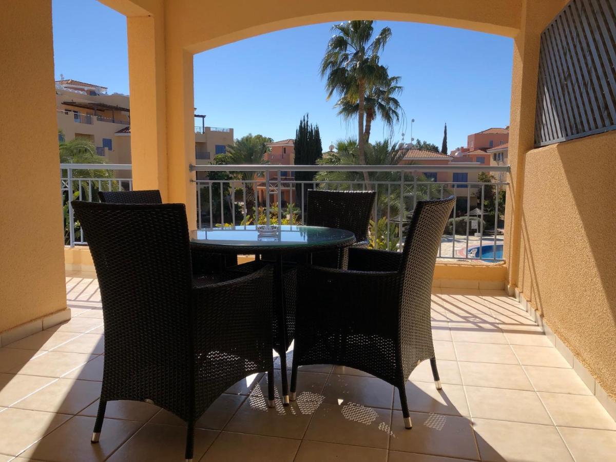 Limnaria Gardens - Modern 1 Bed, Walk To Beach & Shops Пафос Екстер'єр фото