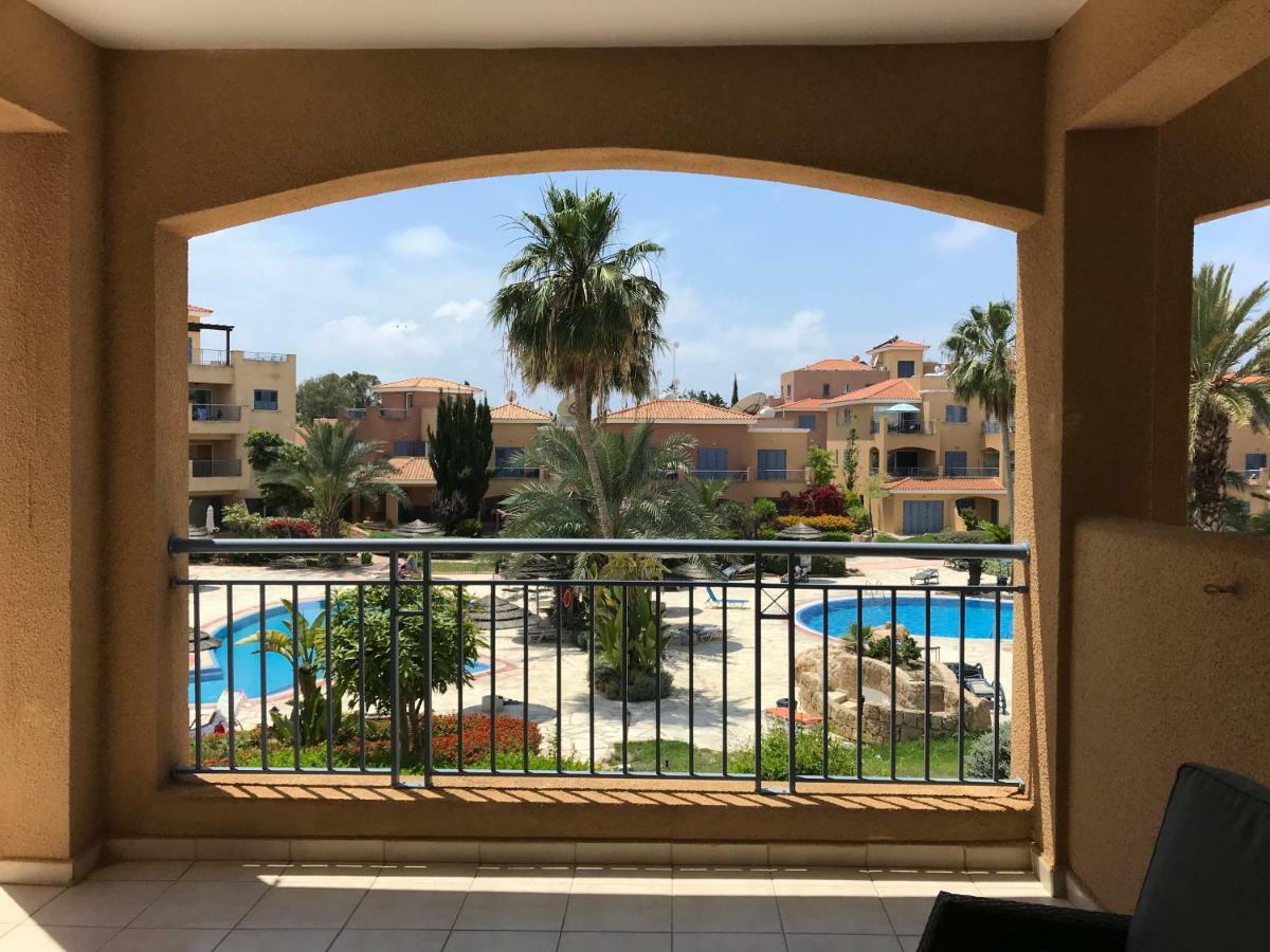 Limnaria Gardens - Modern 1 Bed, Walk To Beach & Shops Пафос Екстер'єр фото