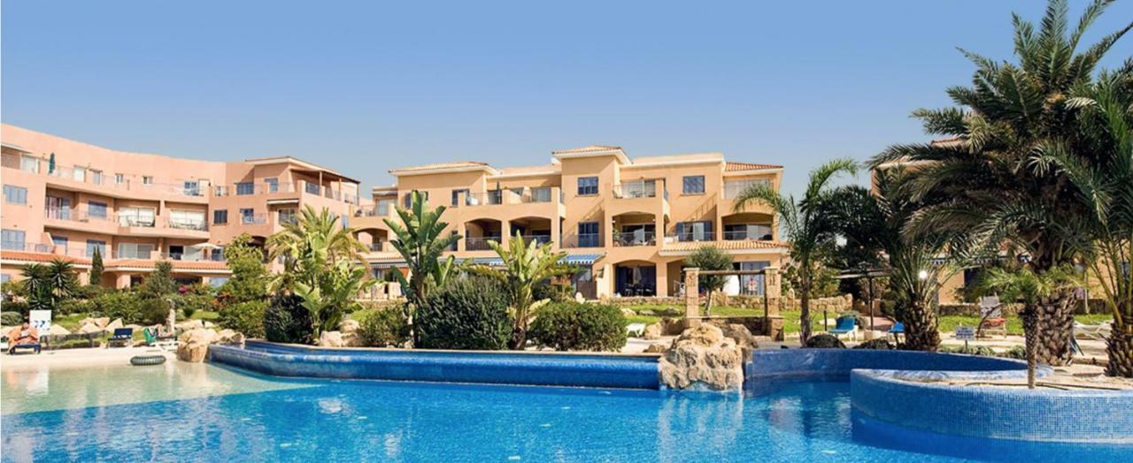 Limnaria Gardens - Modern 1 Bed, Walk To Beach & Shops Пафос Екстер'єр фото
